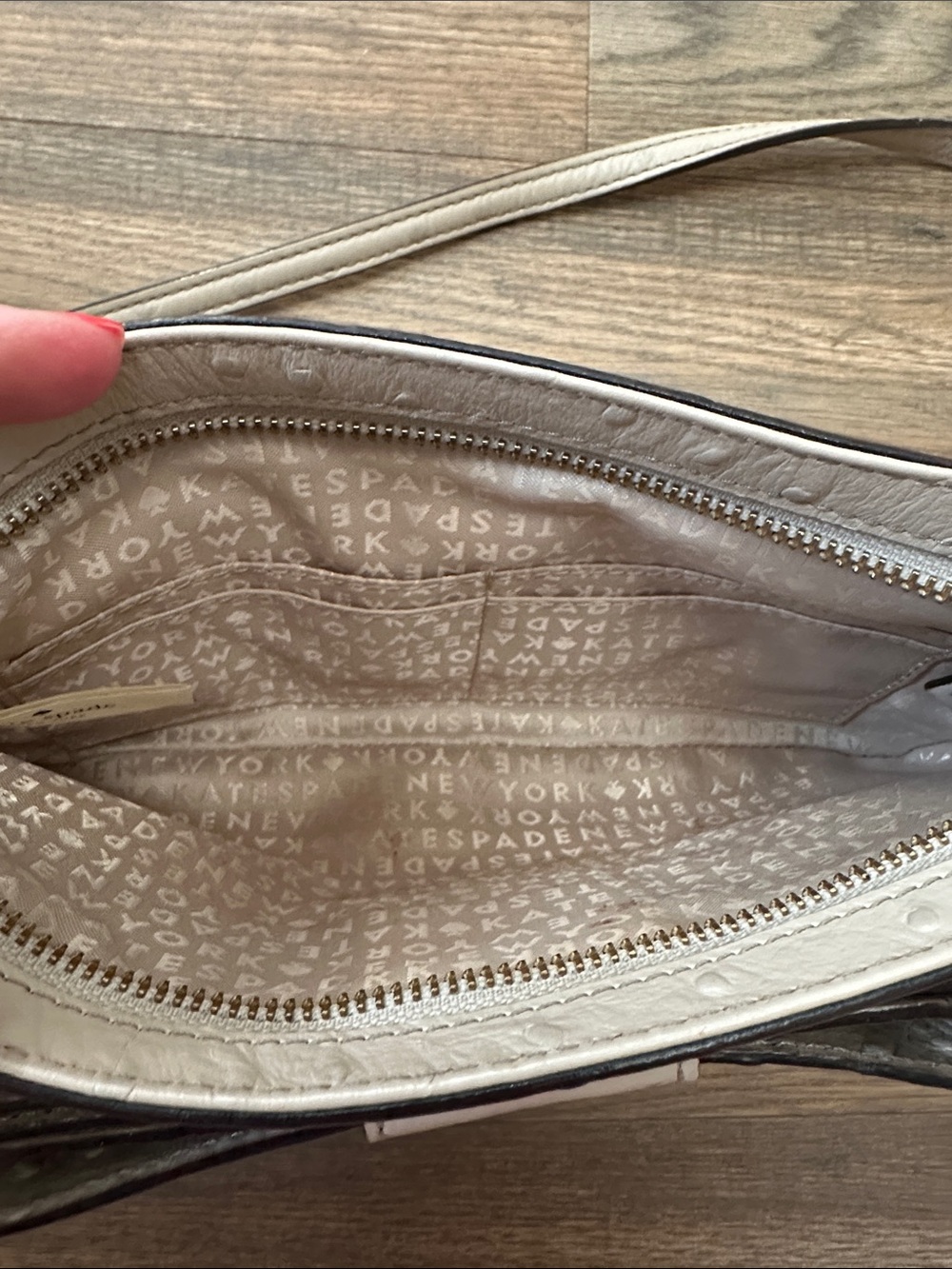 Kate Spade Purse - Picture 4 of 5